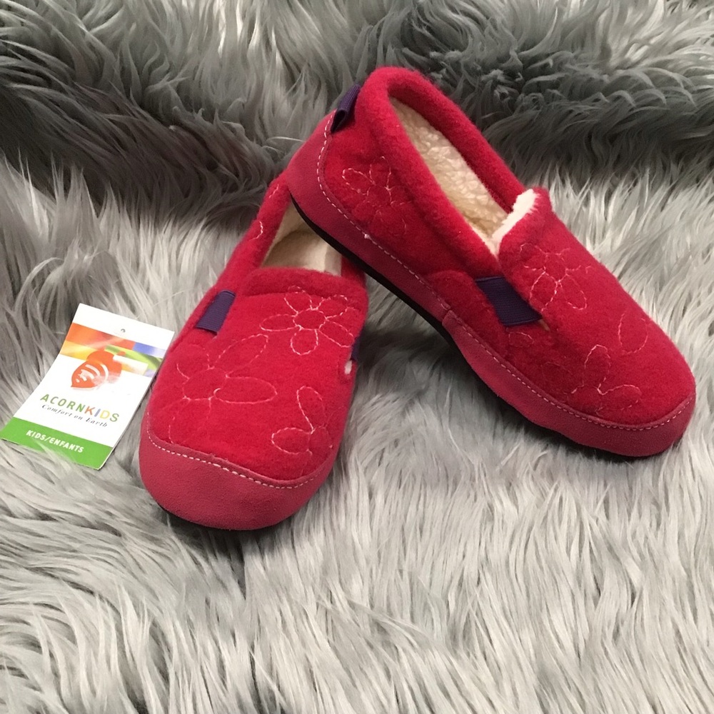 Acorn kids size 2.5-3.5